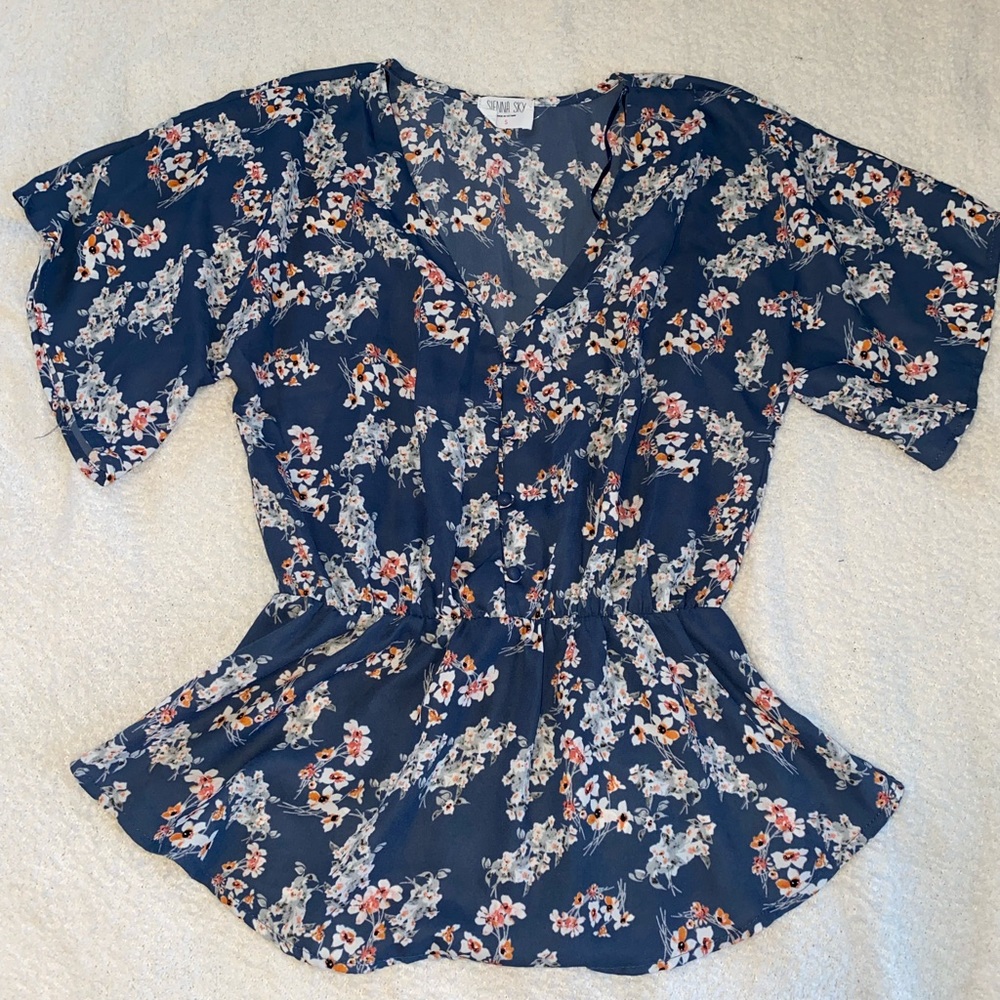 Floral, peplum, short sleeve blouse